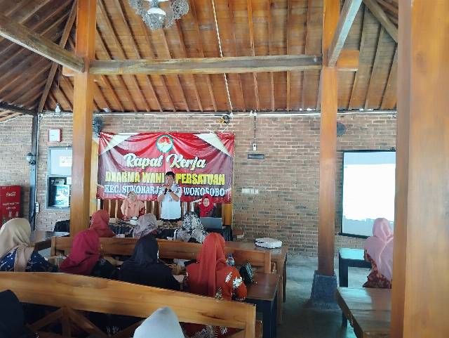 RAPAT KERJA DHARMA WANITA